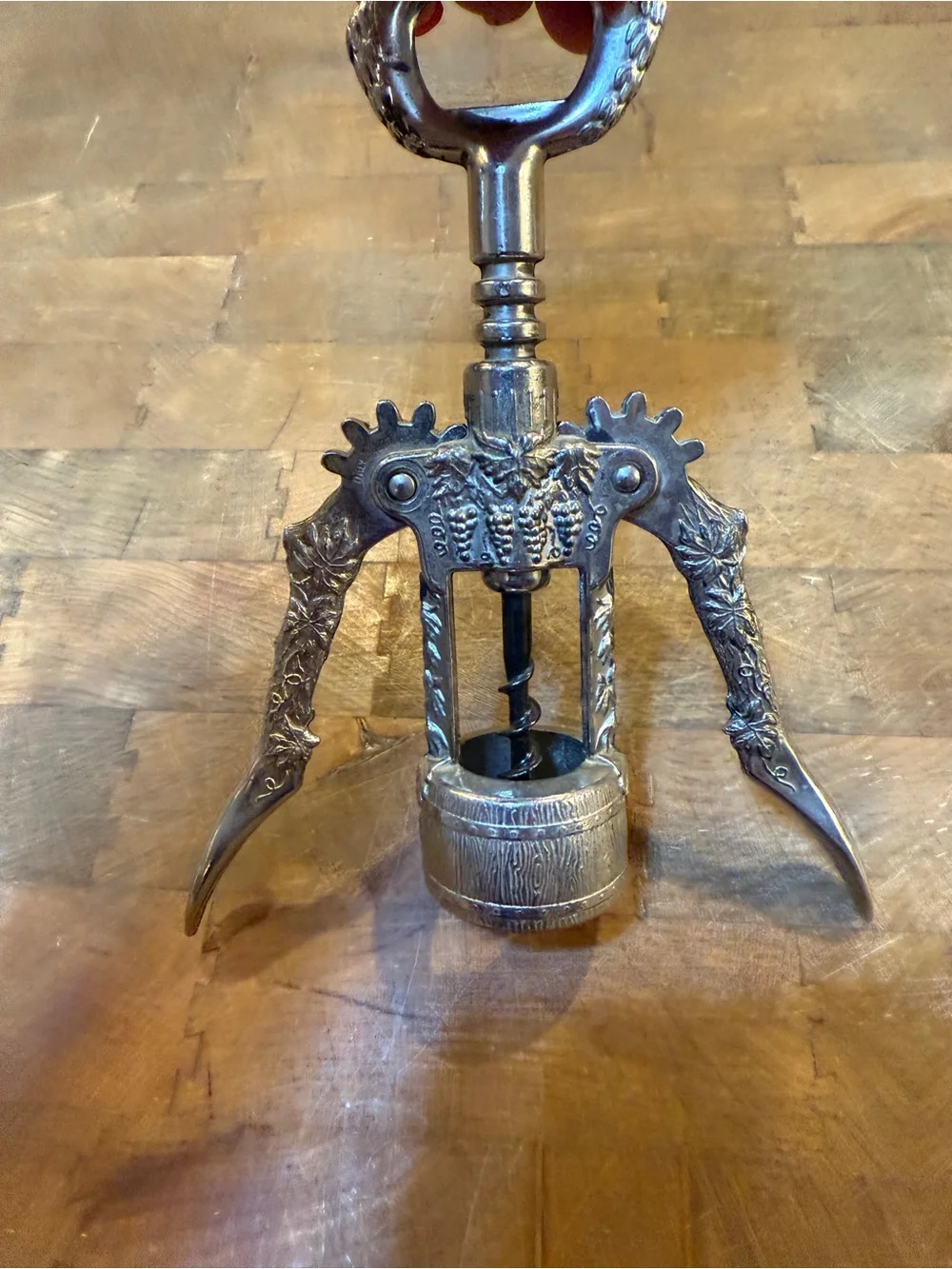 Vintage-Style Silver Winged Corkscrew Bottle Opener Grapes ordinate
